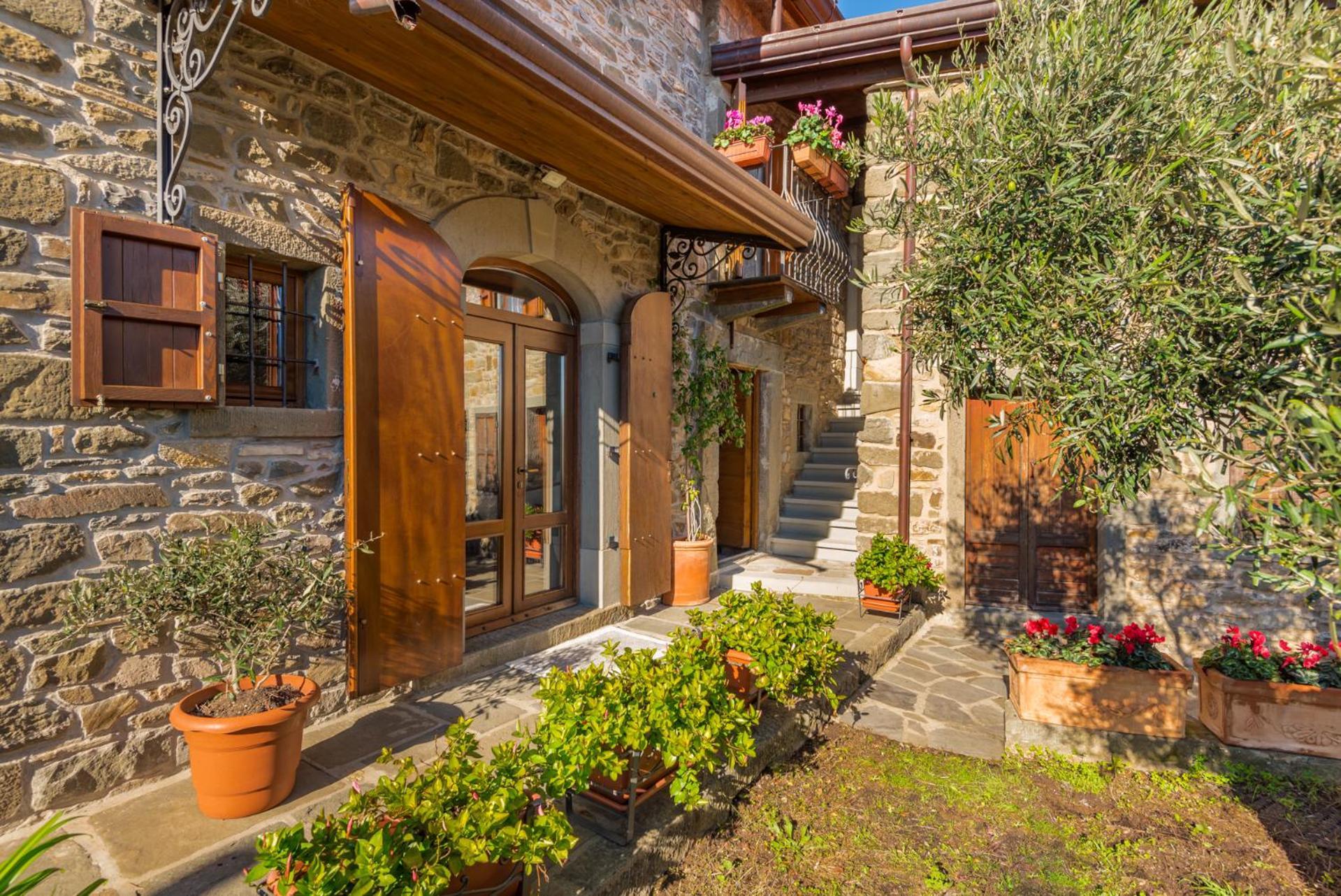 Vivi Luxury Country House Comano  Exterior photo